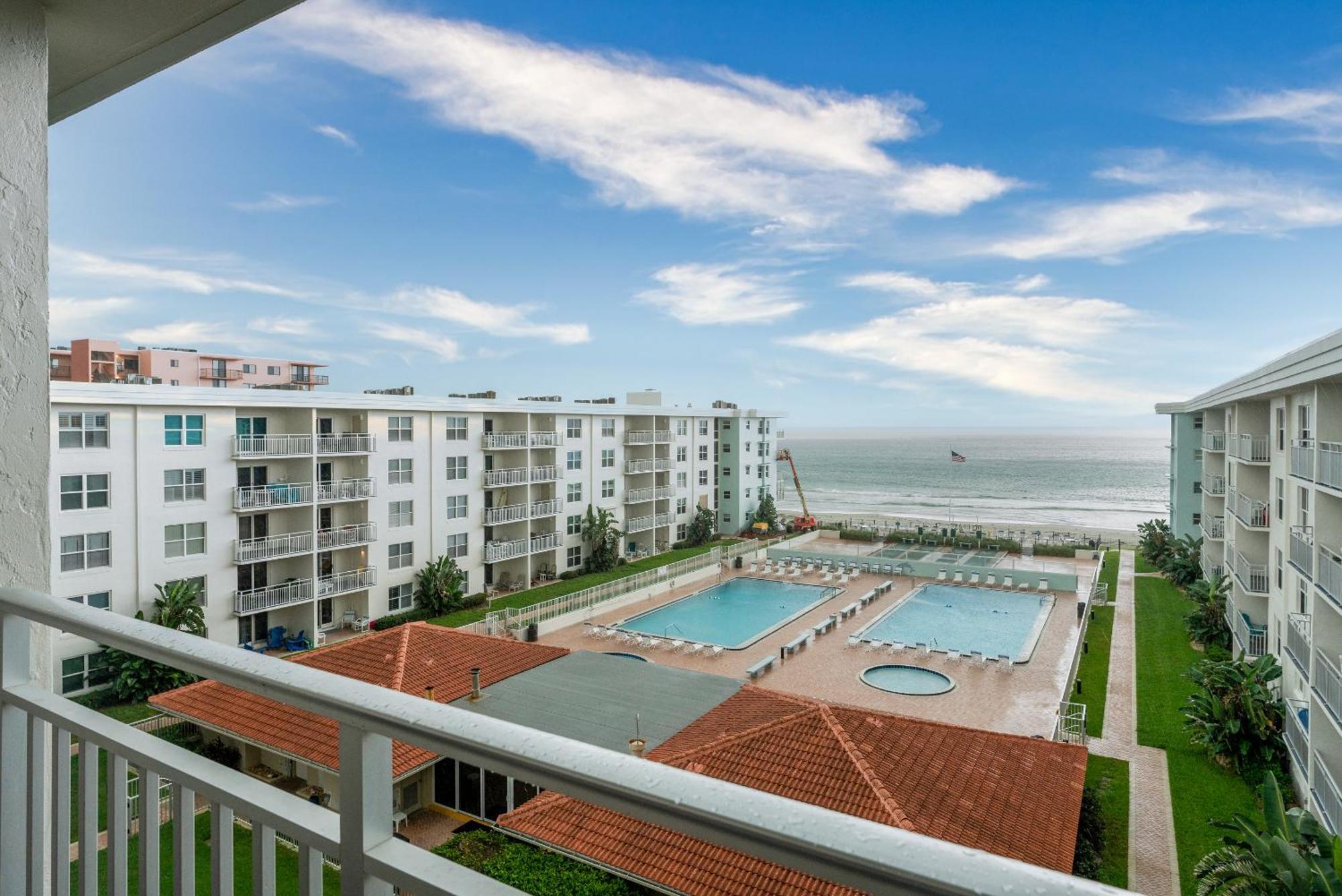 Fabulous Ocean And Pool Views From Balcony & Located On No-Drive Beach New Smyrna Beach Dış mekan fotoğraf